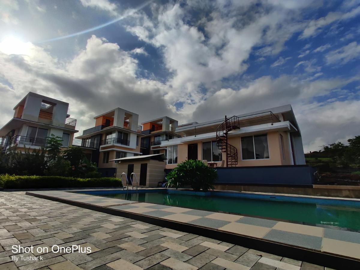 Royal Meadows Igatpuri 2Bhk Poolside Villa Εξωτερικό φωτογραφία