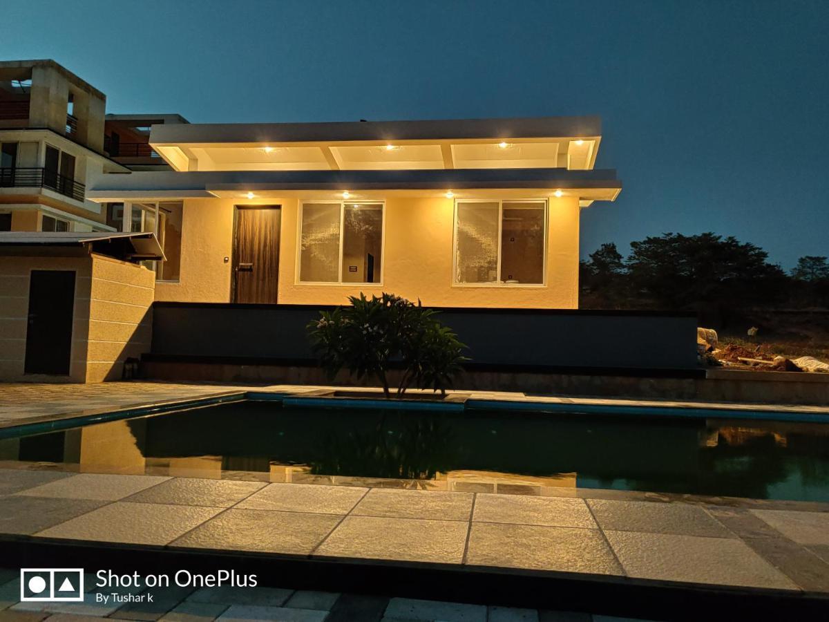 Royal Meadows Igatpuri 2Bhk Poolside Villa Εξωτερικό φωτογραφία