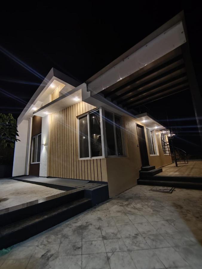 Royal Meadows Igatpuri 2Bhk Poolside Villa Εξωτερικό φωτογραφία